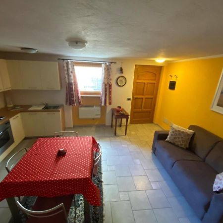 Chez Favre Villa Blevy Eksteriør billede