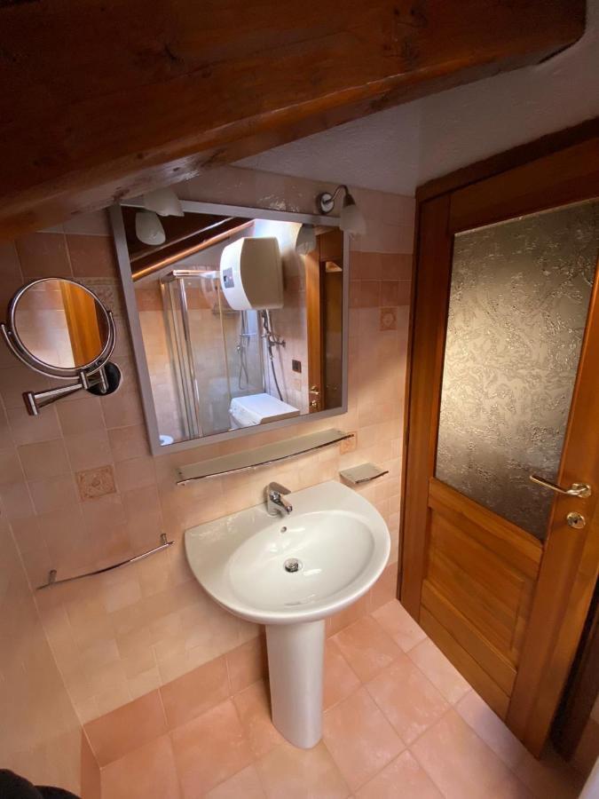 Chez Favre Villa Blevy Eksteriør billede
