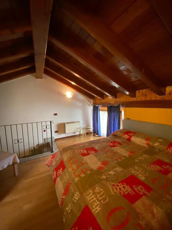 Chez Favre Villa Blevy Eksteriør billede